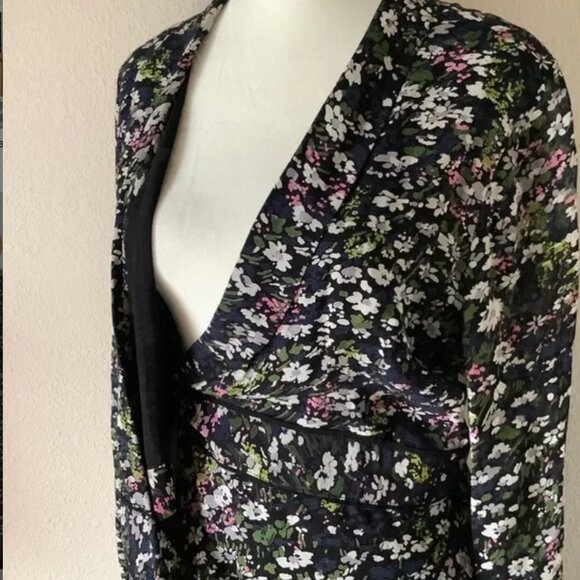 GANNI Ditsy Floral Georgette Wrap Dress Black Purple - Picture 11 of 11
